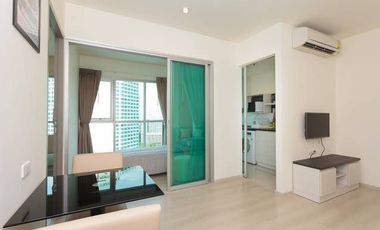 For sale 2 bed condo in Huai Khwang, Bangkok