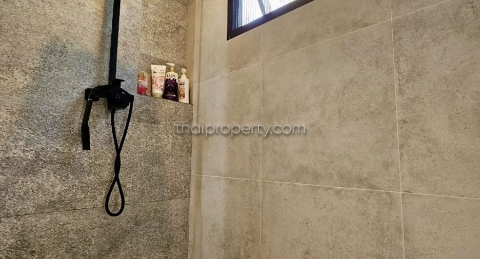 Haus zur Miete mit 3 Zimmer in Huay Yai, Pattaya