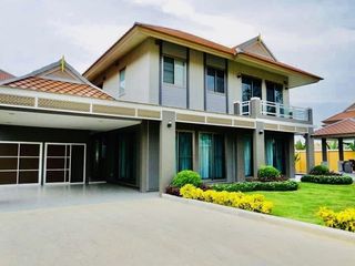 For Rent 4 Bedroom House In Bang Lamung, Chonburi