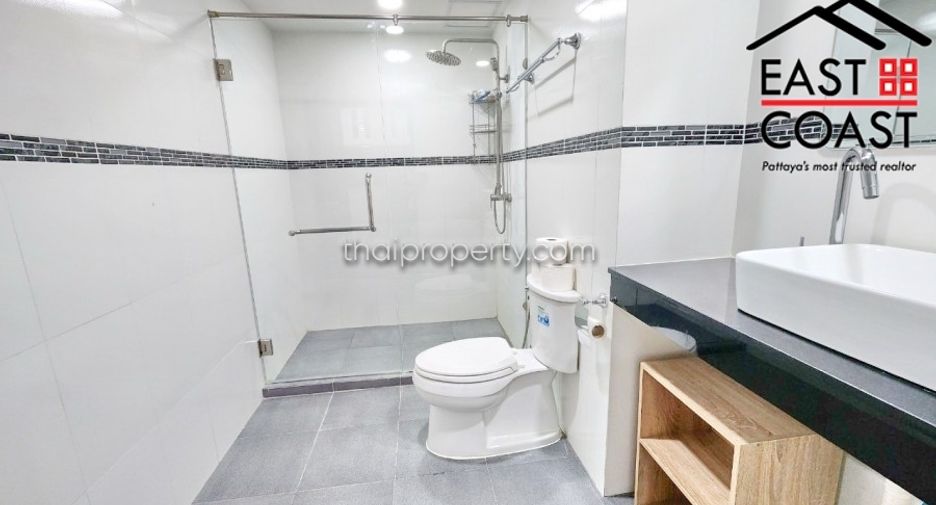 For sale 2 bedrooms condo in Jomtien, Pattaya