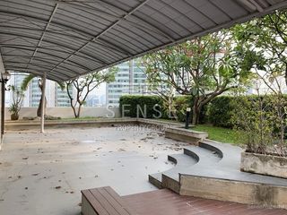 For rent 4 bed condo in Khlong Toei, Bangkok