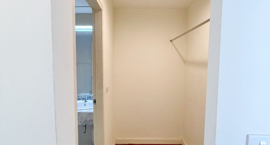 For sale 4 bedrooms condo in Hua Hin, Prachuap Khiri Khan
