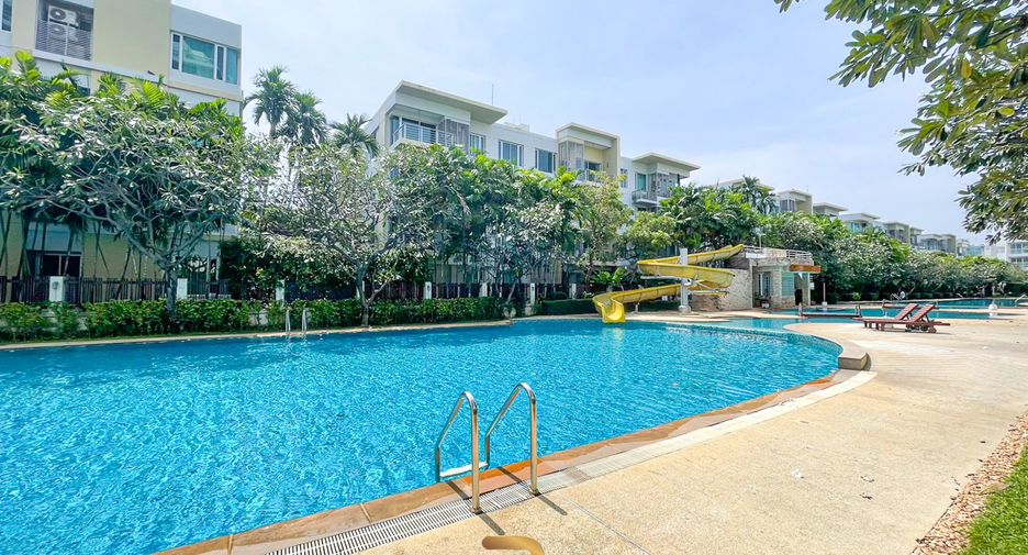 For sale 4 bedrooms condo in Hua Hin, Prachuap Khiri Khan