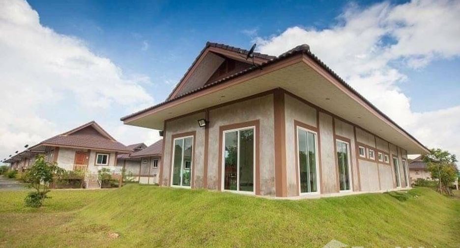 For rent 38 bed villa in San Sai, Chiang Mai