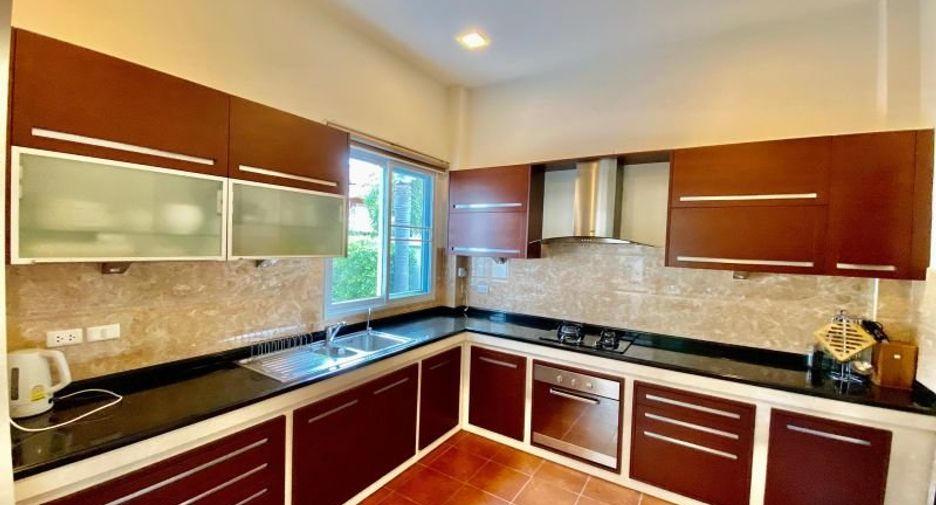 For rent 3 bedrooms house in Bang Lamung, Chonburi