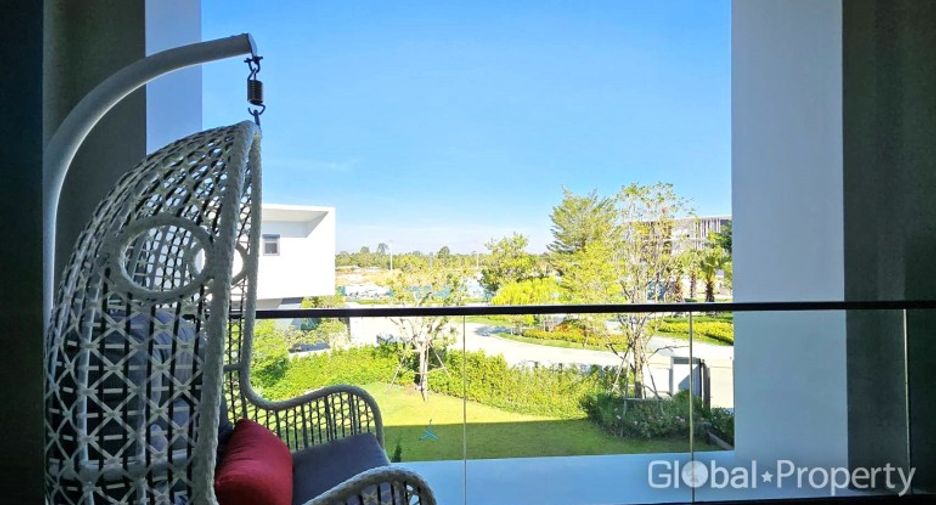 Haus zum Kauf mit 4 Zimmer in Bang Lamung, Chonburi