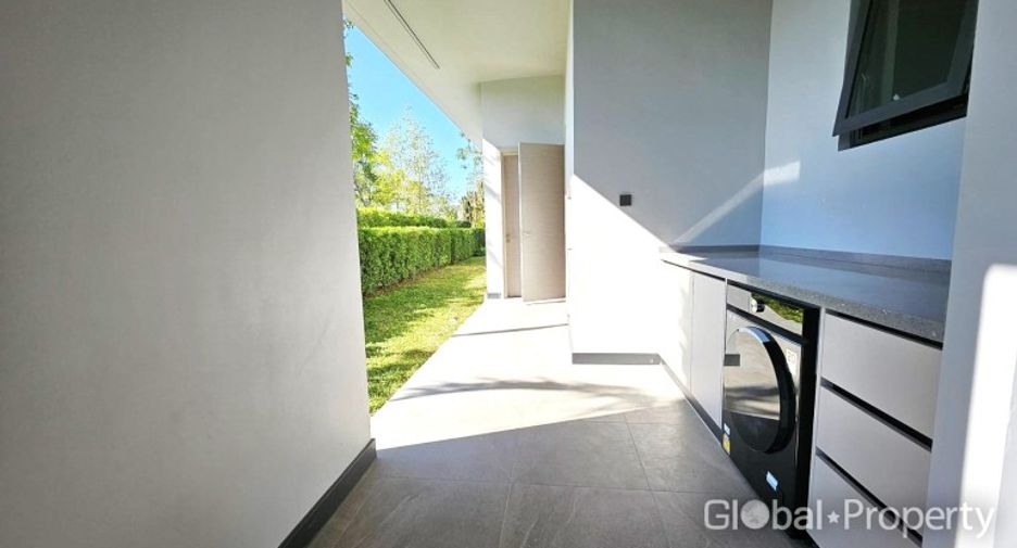 Haus zum Kauf mit 4 Zimmer in Bang Lamung, Chonburi