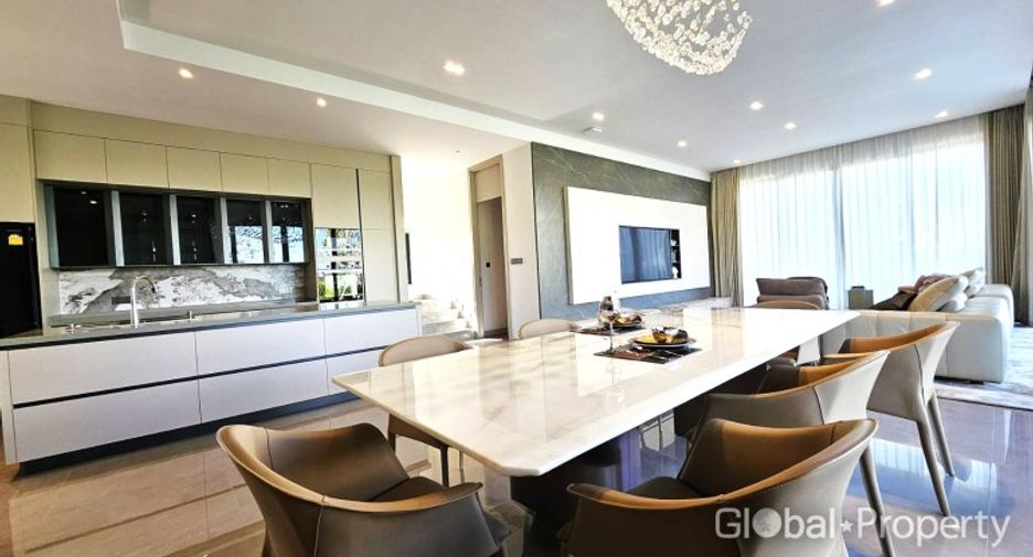 Haus zum Kauf mit 4 Zimmer in Bang Lamung, Chonburi