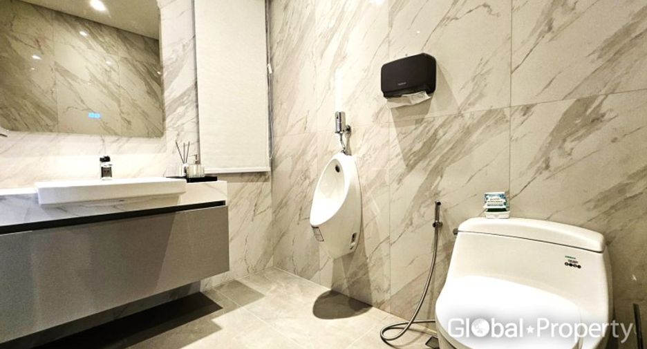 Haus zum Kauf mit 4 Zimmer in Bang Lamung, Chonburi