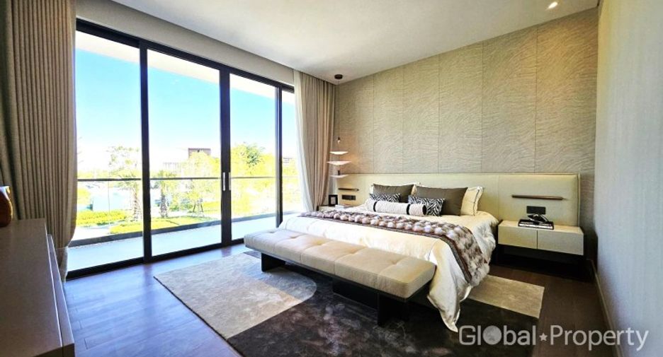 Haus zum Kauf mit 4 Zimmer in Bang Lamung, Chonburi