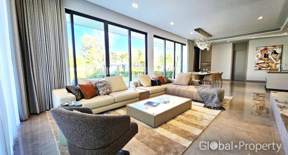 Haus zum Kauf mit 4 Zimmer in Bang Lamung, Chonburi