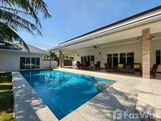 For sale 4 bed villa in Cha Am, Phetchaburi