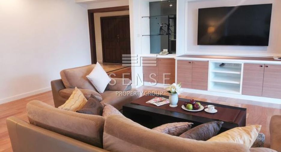 For rent 3 bedrooms condo in Khlong Toei, Bangkok