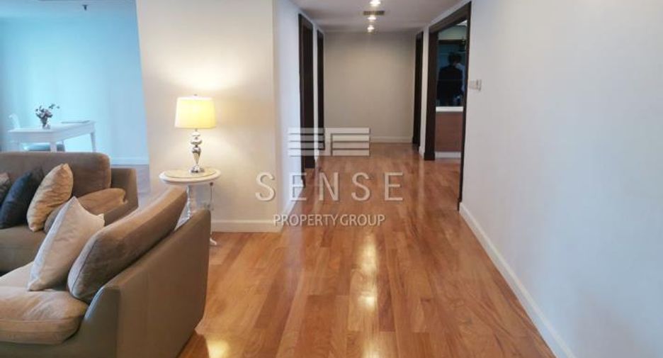 For rent 3 bedrooms condo in Khlong Toei, Bangkok