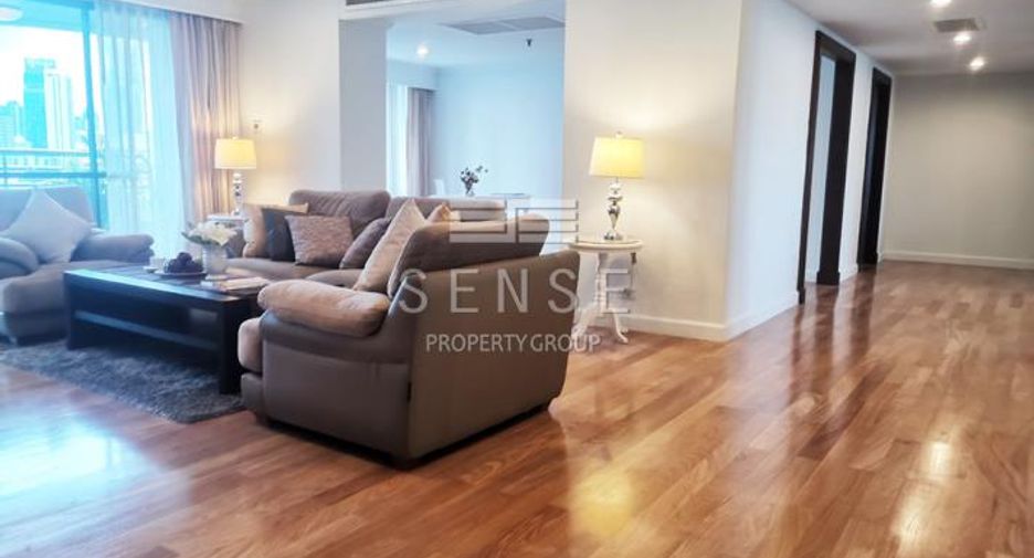 For rent 3 bedrooms condo in Khlong Toei, Bangkok