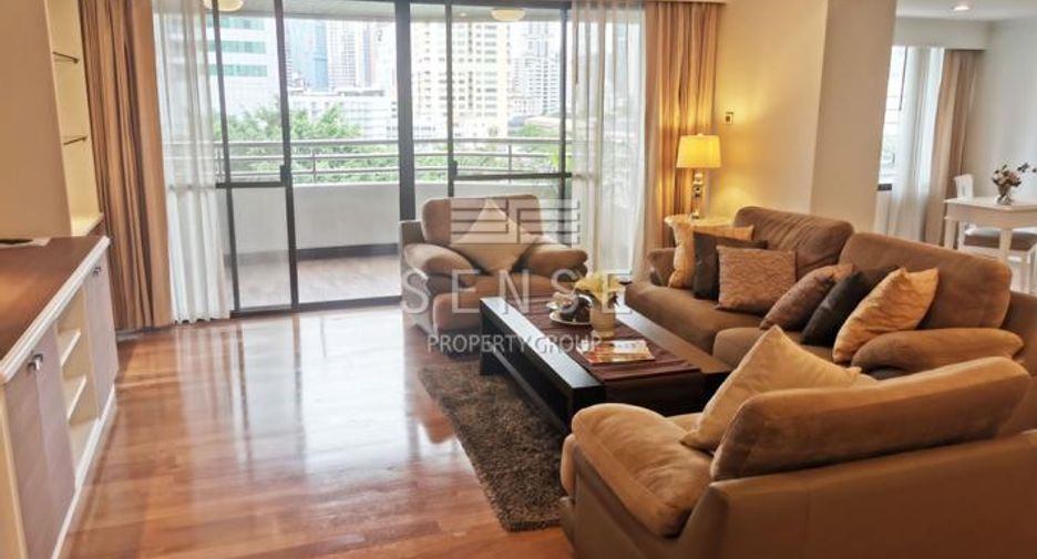 For rent 3 bedrooms condo in Khlong Toei, Bangkok