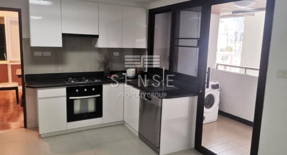 For rent 3 bedrooms condo in Khlong Toei, Bangkok
