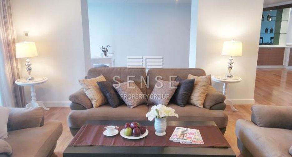 For rent 3 bedrooms condo in Khlong Toei, Bangkok