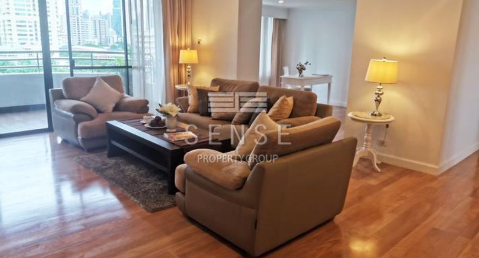 For rent 3 bedrooms condo in Khlong Toei, Bangkok