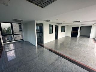 For rent 1 bed office in Sathon, Bangkok