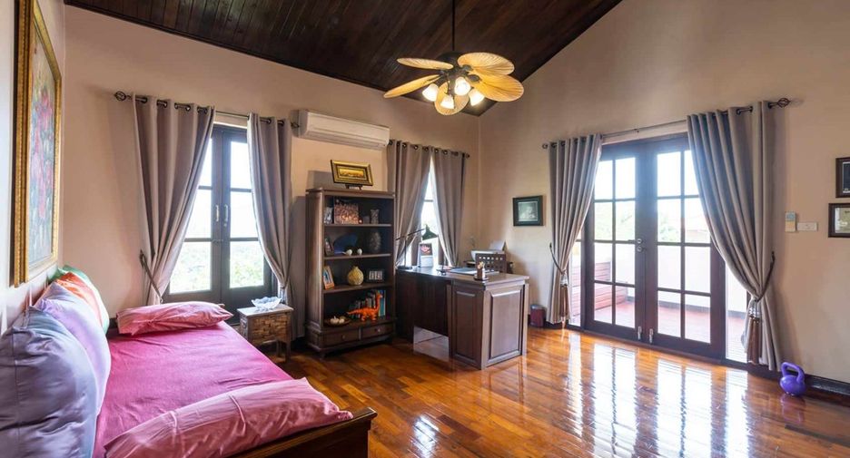 For sale 6 bedrooms house in Hua Hin, Prachuap Khiri Khan