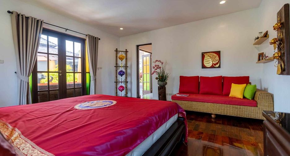 For sale 6 bedrooms house in Hua Hin, Prachuap Khiri Khan