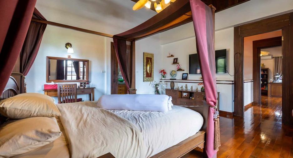 For sale 6 bedrooms house in Hua Hin, Prachuap Khiri Khan