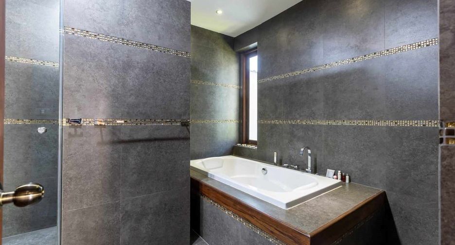 For sale 6 bedrooms house in Hua Hin, Prachuap Khiri Khan