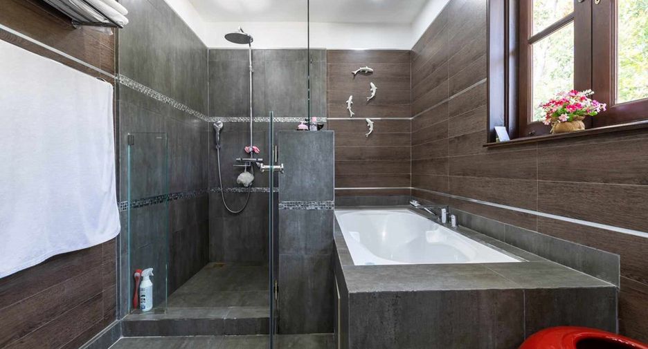 For sale 6 bedrooms house in Hua Hin, Prachuap Khiri Khan