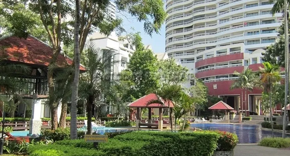 For sale 2 bedrooms condo in Jomtien, Pattaya