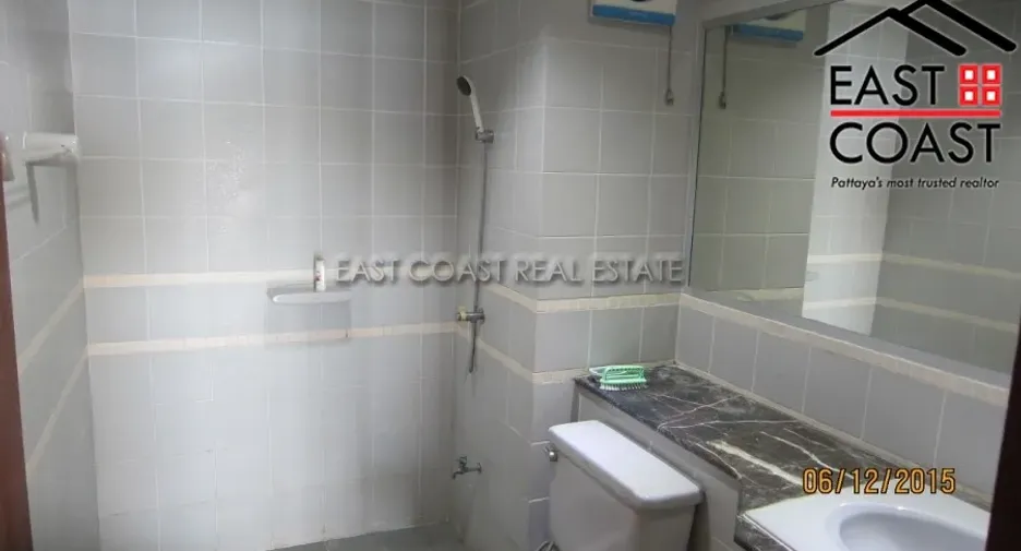 For sale 2 bedrooms condo in Jomtien, Pattaya