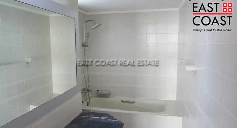 For sale 2 bedrooms condo in Jomtien, Pattaya