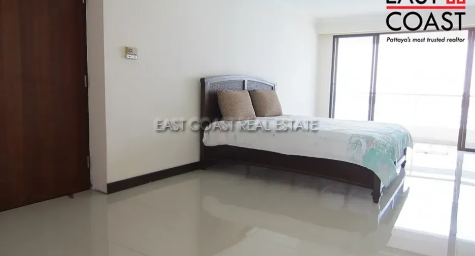 For sale 2 bedrooms condo in Jomtien, Pattaya
