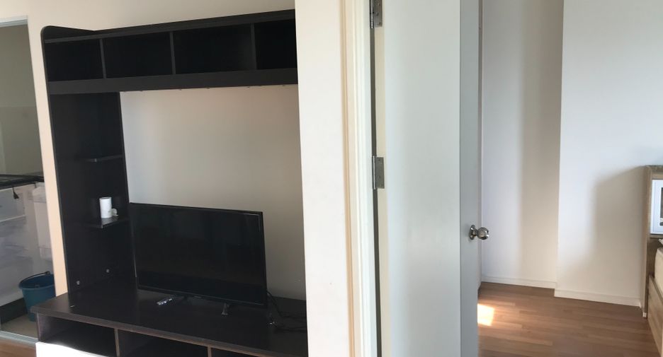 For sale 1 bed condo in Taling Chan, Bangkok