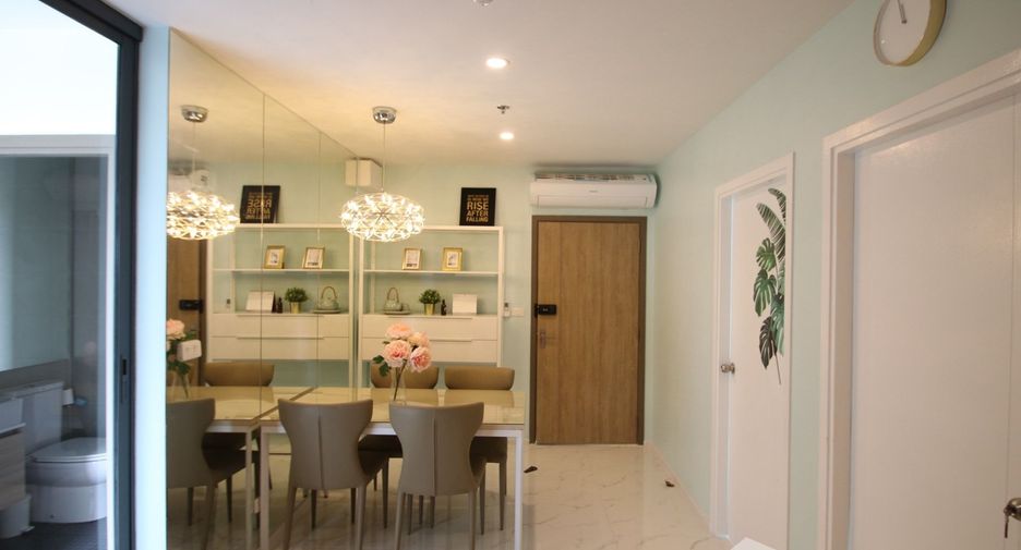 For sale 2 bed condo in Bang Na, Bangkok