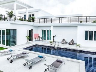For sale 5 bedrooms house in Bang Lamung, Chonburi
