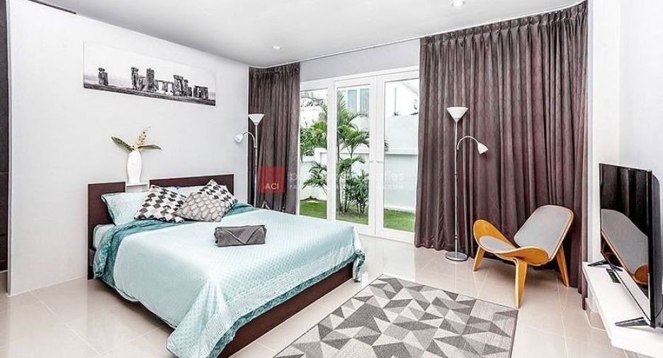 For sale 5 bedrooms house in Bang Lamung, Chonburi