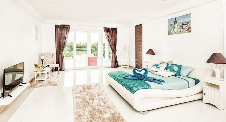 For sale 5 bedrooms house in Bang Lamung, Chonburi