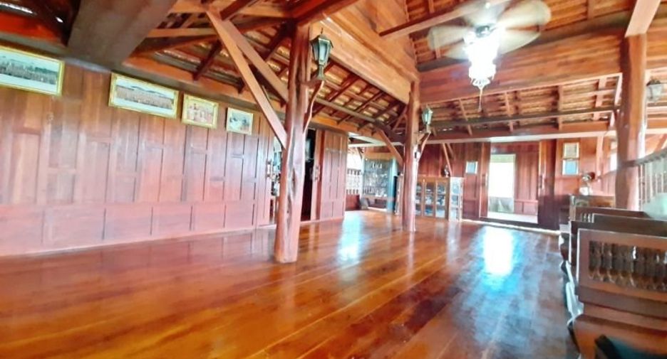 For sale 4 bedrooms house in Li, Lamphun