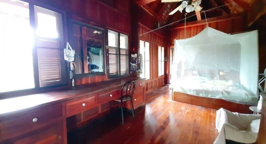 For sale 4 bedrooms house in Li, Lamphun