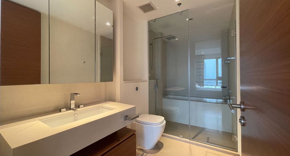 For sale 2 bedrooms condo in Sathon, Bangkok