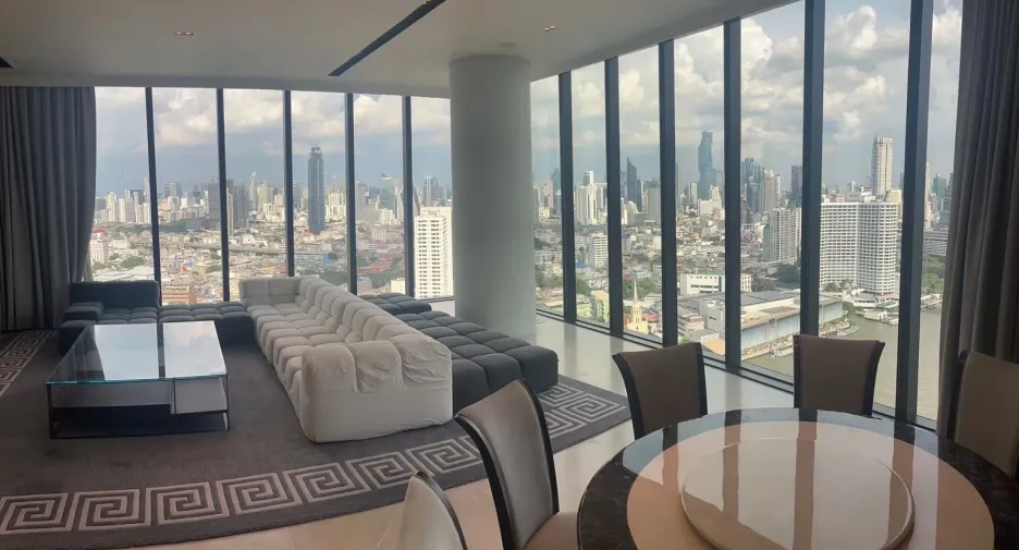 For sale 3 bed condo in Khlong San, Bangkok