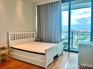 For sale 3 bed condo in Khlong San, Bangkok