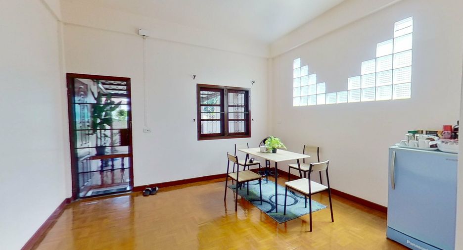 For sale 2 Beds townhouse in San Kamphaeng, Chiang Mai