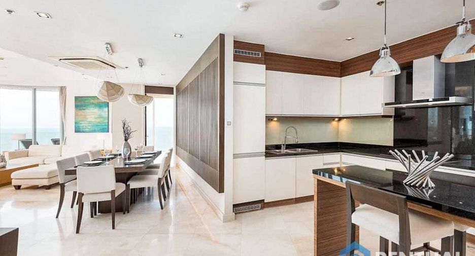 For sale 3 bedrooms condo in Bang Lamung, Chonburi