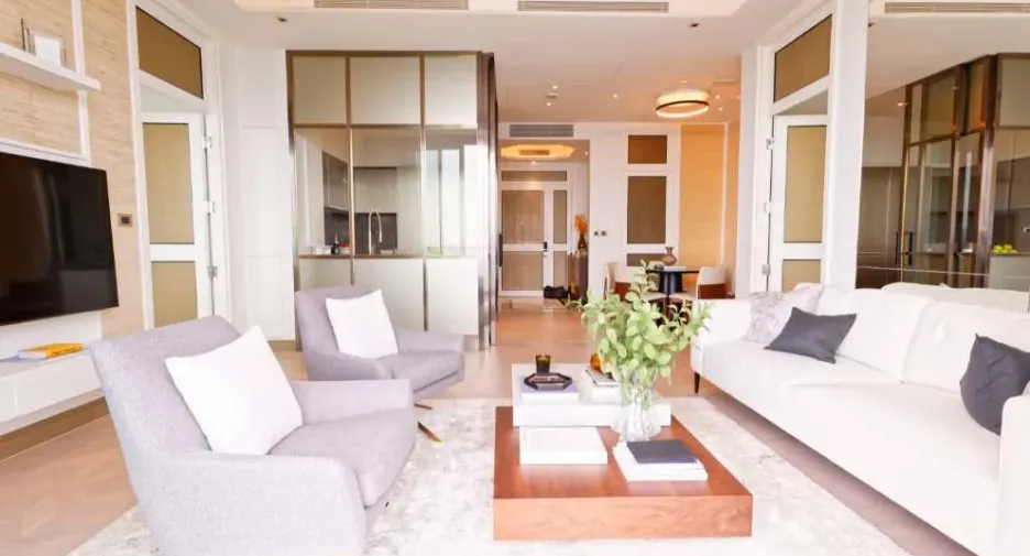 For rent 2 bed condo in Khlong San, Bangkok
