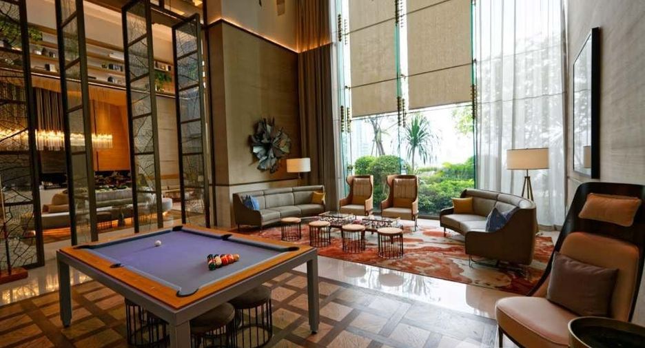 For rent 2 bed condo in Khlong San, Bangkok