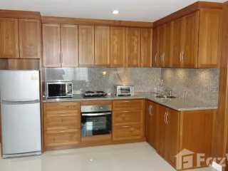 For rent 3 Beds condo in Mueang Chiang Mai, Chiang Mai