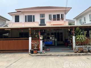 For sale 4 Beds house in Lat Krabang, Bangkok