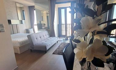 For sale studio condo in Khlong Toei, Bangkok